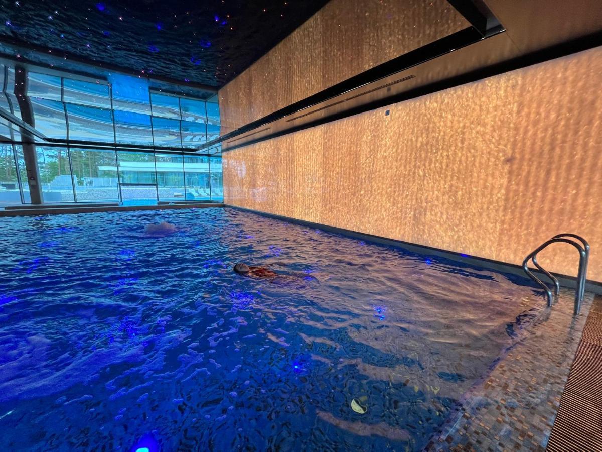 Wave Apartment Tyballtic 7Th Floor With Two Bedrooms And Sea View! 미엥지즈드로예 외부 사진